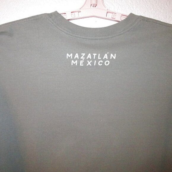 Señor Frogs SURF LIFE Graphic Size L T-SHIRT Mazatlan Mexico PARTY Bar BEACH - Picture 10 of 12